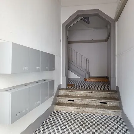 Studio In Anjos With Private Patio * 리스본