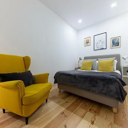 Lägenhet Studio In Anjos With Private Patio Lisboa